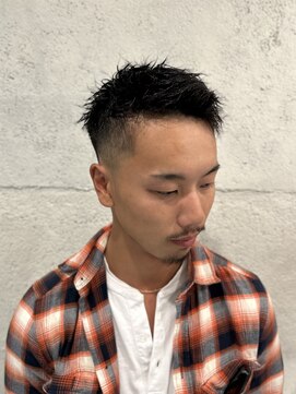 ヒロ銀座 バーバーショップ 札幌本店(HIRO GINZA BARBER SHOP) 【スキンフェード】×【ツイストパーマ】