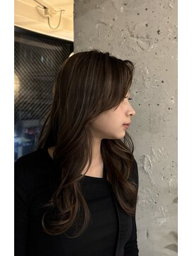 ミューズ(Meuz) ナチュラルハイライト×レイヤースタイル