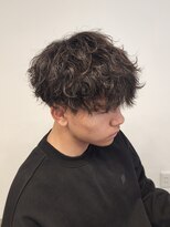 ニアウ 伊勢崎連取店(Niau)&nbsp;刈り上げマッシュ波巻きツイストスパイラルパーマ