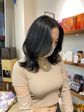 ローグ(Logue) 海外っぽいナチュラルなレイヤーカット