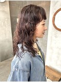 ミディアムウェーブパーマ　くせ毛風　ニュアンスゆるめ大きめ