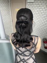 ソノ(sono)&nbsp;ハーフアップ カチモリ ウェーブ巻き 波巻き 参列ヘア
