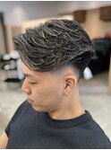 海外風センターパート　フェードカット