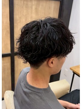 メンズギフト(men's GIFT) 波巻きパーマツイストスパイラルマッシュツーブロック刈り上げ