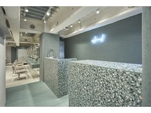 １、男性の利用は可能ですか？　２、女性向け？クーポンを押しても大丈夫ですか？