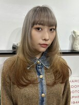 ユーリカ(Eurica)&nbsp;レイヤーカット/グラデーションカラー/ホワイトベージュ/ロング