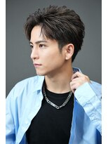 リップス レイ ギンザ(LIPPS Ray GINZA)&nbsp;ツーブロック刈り上げ大人30代男性カキアゲ毛流れパーマ
