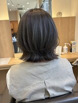 ウイバイファースト(u'i by first)&nbsp;外はねスタイル カラーはグレージュ