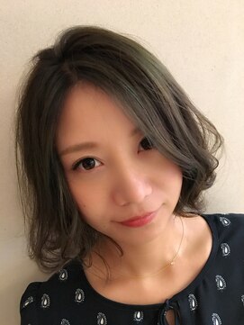 ロンド 銀座(Lond) 外ハネが可愛い ウェーブボブ 担当本田