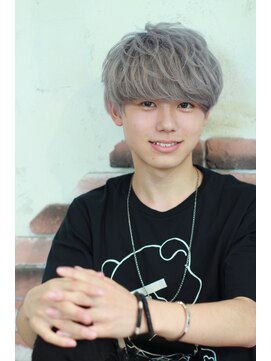 アドール(ADOR) ホワイトグレージュ