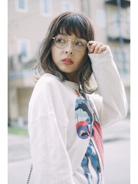 エレナ(Helena) ミディアムバレイヤージュ☆