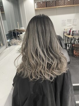 カラ ヘアーサロン(Kala Hair Salon) バレイヤージュ