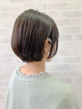 エミュスト(Emuest) 丸みショートボブ