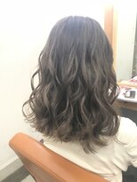 ユッカ エルア 武庫之荘南口(YUCCA elua)&nbsp;【elua 長田】透け感グレージュ