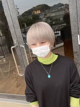 クロッカ(clocca) ホワイトカラー