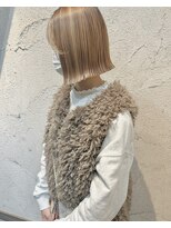 ダブル(W)&nbsp;切りっぱなしボブ