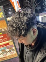 ダンブライズバーバー(DAN BRISE)&nbsp;フェード×スペインカール