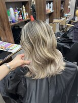 ラフ(LAFF) #ショコラアッシュ#ヘルシースタイル#ふんわりカール