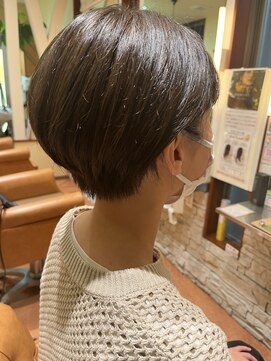 ブルーモスク トウキョウ(TOKYO) 大人可愛い20代30代40代　丸みショートボブ