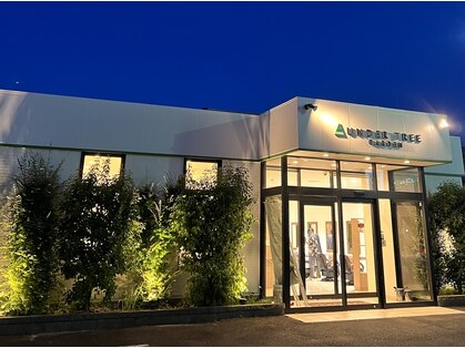 アンダートゥリーガーデン(UNDER TREE GARDEN)の写真