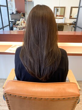 マーリャヘアー(mallia hair) レイヤースタイルレイヤーカットロングレイヤー小顔スタイル