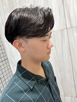 オーパスクリエ (OPUS CREER)&nbsp;耳周りスッキリ毛流れセンターパート×ニュアンスパーマ！