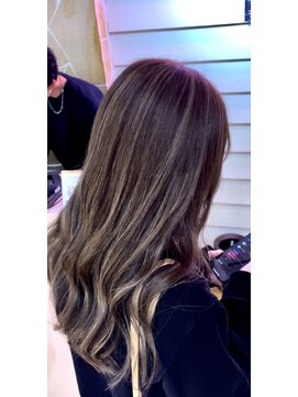 アヴァンス 天王寺店(AVANCE.) コントラストハイライト