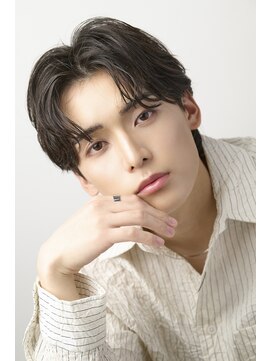 オーシャントーキョー サニー 原宿(OCEAN TOKYO Sunny) 韓国ヘアコンマバング韓国マッシュセンターパートフェザーパーマ