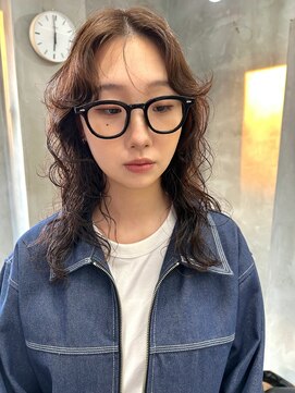 テトヘアー(teto hair) ブラウンミディアムウェーブパーマ くるくるニュアンスふんわり