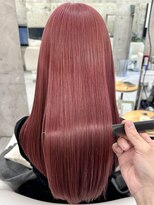 ソワネ 表参道(soigne)&nbsp;表参道酸性ストレートパーマ艶髪セミロングレイヤーピンク20代