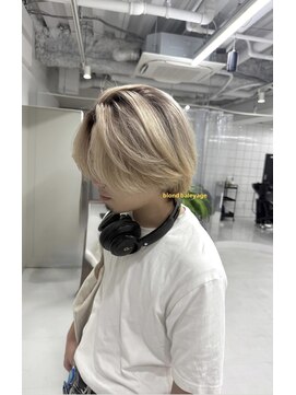ギア(GEAR.) blond baleyageブリーチ2回~
