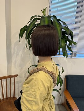 ジジ 宇都宮(Gigi) 伸ばしかけヘア/小顔ヘア/ブリーチなしカラー/宇都宮/鶴田