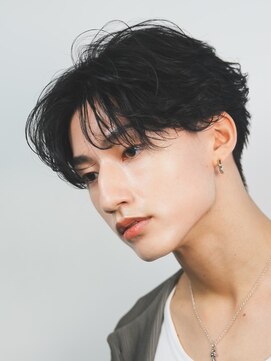 フィフス 仙台(fifth) 仙台センターパートフェザーパーマニュアンスパーマ刈り上げ低め