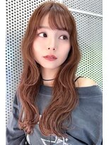 ノイ(neu)&nbsp;ナチュラルな柔らかさが魅力のロングスタイル