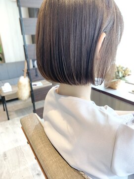 アミダ(AmiDA) 可愛いくて上品なボブ【AmiDA（アミダ）】