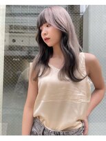 リリー(Lilley)&nbsp;(lilley内堀)学割×ブリーチカラー×シルバーカラー