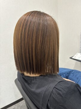 セカンド(Second) 切りっぱなしボブ