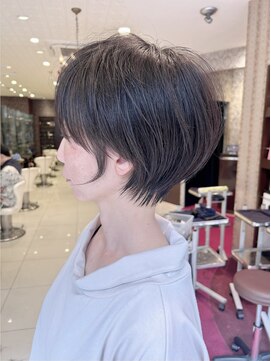 アース 大曽根店(HAIR&MAKE EARTH) 30代40代丸みショートヘア