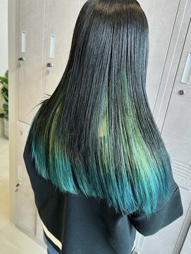 アース コアフュールボーテ 上田店(EARTH coiffure beaute) エメラルドグリーン_ハイトーン_グラデーションカラー