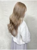 ミルクティーベージュ[ネビージュ/黒髪/小顔/新宿] 