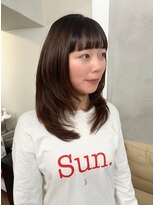 インビテーション(invitation) ぱっつん前髪レイヤーロング