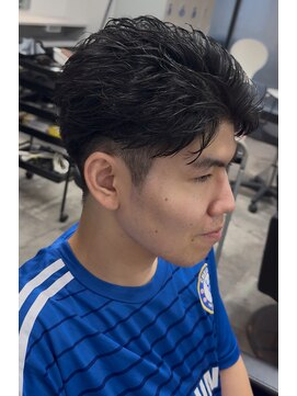 ハーツ バイ レックス 中野(HEARTS by rex) フェザーショート/中野駅