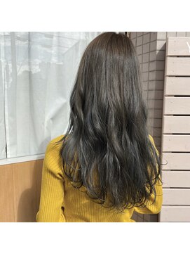 イーハトーヴヘアー(Yehatov) ロング×グレージュカラー1