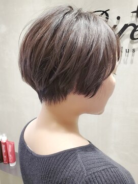 リル 7F 銀座(Rire) 【Rire-リル銀座-】大人きれい♪くびれショート