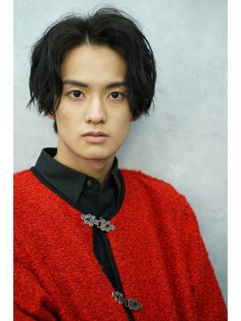 クロムトウキョウ ザ バーバー ネオン 新宿店(CHROM TOKYO the Barber ne/on) センターパート 波巻きスパイラル