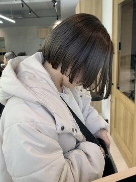 エル 北千住(elu) ミニボブ__アッシュグレージュ