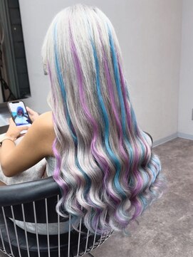 エミーバイモアムー(Emmie byMoremuu) 【埼玉ギャルの救世主】マーメイドカラー