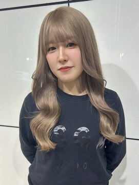 ヘアーアンドメイク ビス(HAIR&MAKE bis) ハイトーン一番人気！ミルクティーベージュ♪【唐木彩華】