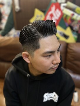 ジェントルマンバーバー(gentleman Barber) サイドパート