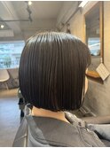 コロンとフォルムのあごラインボブ